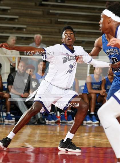 Thumbnail 1 in Humble vs. North Crowley (McDonald's Texas Invitational) photogallery.