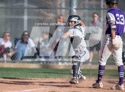 Thumbnail 3 in Douglas County vs ThunderRidge photogallery.