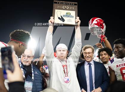 Thumbnail 2 in St. John Bosco vs. Mater Dei (CIF SS Division 1 Final) photogallery.
