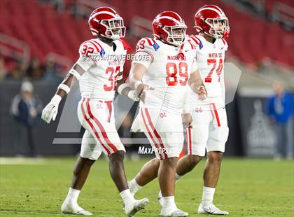Thumbnail 1 in St. John Bosco vs. Mater Dei (CIF SS Division 1 Final) photogallery.