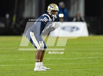 Thumbnail 3 in St. John Bosco vs. Mater Dei (CIF SS Division 1 Final) photogallery.