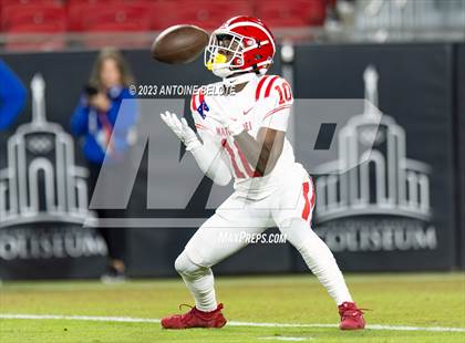 Thumbnail 1 in St. John Bosco vs. Mater Dei (CIF SS Division 1 Final) photogallery.