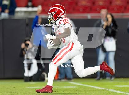 Thumbnail 3 in St. John Bosco vs. Mater Dei (CIF SS Division 1 Final) photogallery.