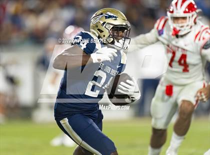 Thumbnail 2 in St. John Bosco vs. Mater Dei (CIF SS Division 1 Final) photogallery.