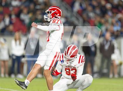 Thumbnail 1 in St. John Bosco vs. Mater Dei (CIF SS Division 1 Final) photogallery.