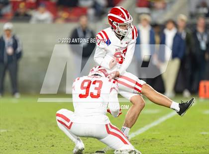 Thumbnail 3 in St. John Bosco vs. Mater Dei (CIF SS Division 1 Final) photogallery.