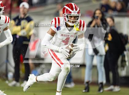 Thumbnail 2 in St. John Bosco vs. Mater Dei (CIF SS Division 1 Final) photogallery.