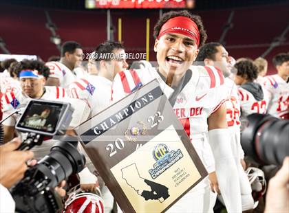 Thumbnail 2 in St. John Bosco vs. Mater Dei (CIF SS Division 1 Final) photogallery.