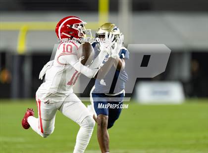 Thumbnail 2 in St. John Bosco vs. Mater Dei (CIF SS Division 1 Final) photogallery.