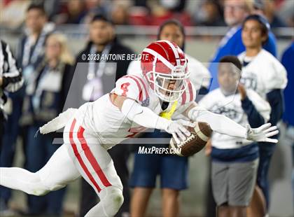 Thumbnail 2 in St. John Bosco vs. Mater Dei (CIF SS Division 1 Final) photogallery.