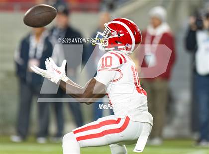 Thumbnail 3 in St. John Bosco vs. Mater Dei (CIF SS Division 1 Final) photogallery.