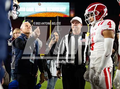 Thumbnail 1 in St. John Bosco vs. Mater Dei (CIF SS Division 1 Final) photogallery.