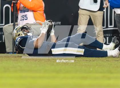 Thumbnail 2 in St. John Bosco vs. Mater Dei (CIF SS Division 1 Final) photogallery.