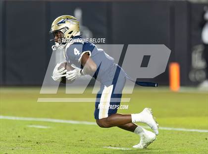Thumbnail 2 in St. John Bosco vs. Mater Dei (CIF SS Division 1 Final) photogallery.
