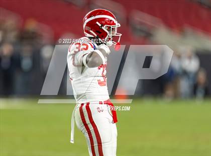 Thumbnail 3 in St. John Bosco vs. Mater Dei (CIF SS Division 1 Final) photogallery.