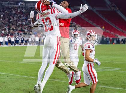Thumbnail 2 in St. John Bosco vs. Mater Dei (CIF SS Division 1 Final) photogallery.