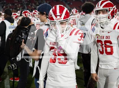 Thumbnail 3 in St. John Bosco vs. Mater Dei (CIF SS Division 1 Final) photogallery.