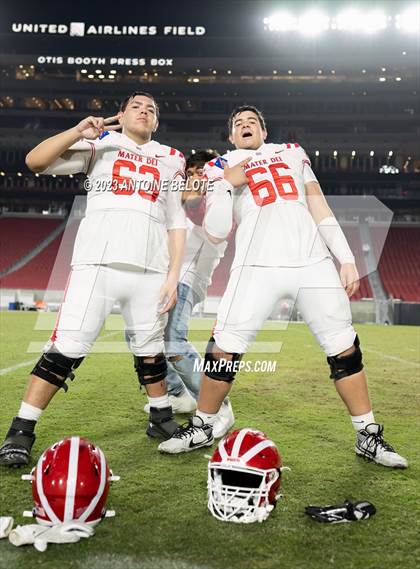 Thumbnail 2 in St. John Bosco vs. Mater Dei (CIF SS Division 1 Final) photogallery.