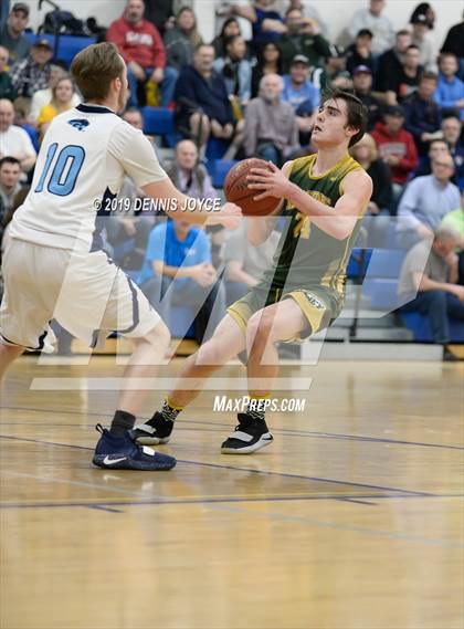 Thumbnail 2 in Finney @ Gananda Central (Section V Class C1 Semifinal) photogallery.