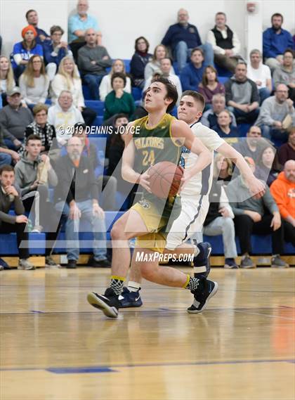 Thumbnail 3 in Finney @ Gananda Central (Section V Class C1 Semifinal) photogallery.