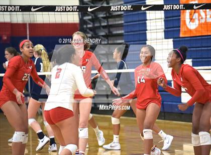 Thumbnail 2 in Sierra Canyon vs. Redondo Union (Durango Fall Classic) photogallery.