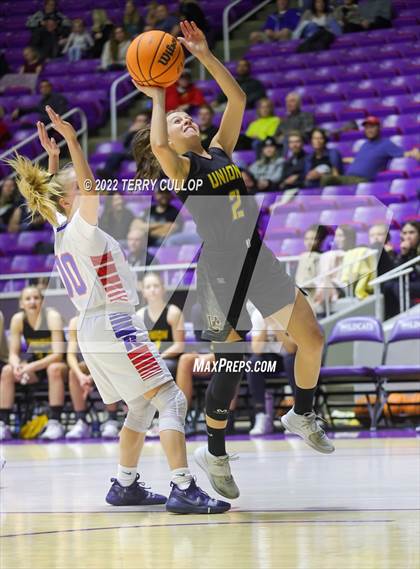 Thumbnail 3 in Richfield vs. Union (UHSAA 3A Quarterfinal) photogallery.