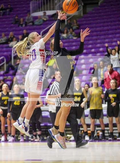 Thumbnail 2 in Richfield vs. Union (UHSAA 3A Quarterfinal) photogallery.