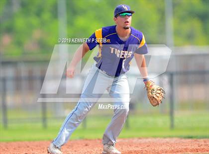 Thumbnail 1 in Thibodaux @ Bourgeois photogallery.