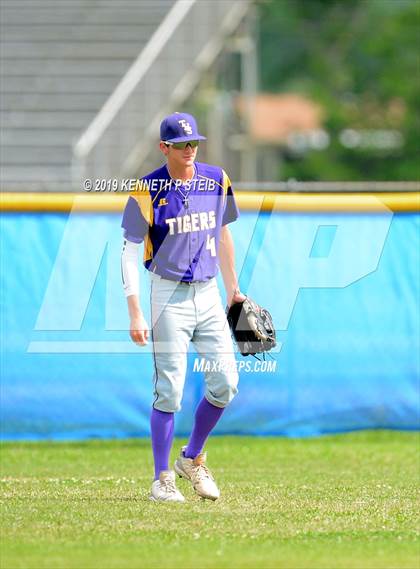 Thumbnail 1 in Thibodaux @ Bourgeois photogallery.