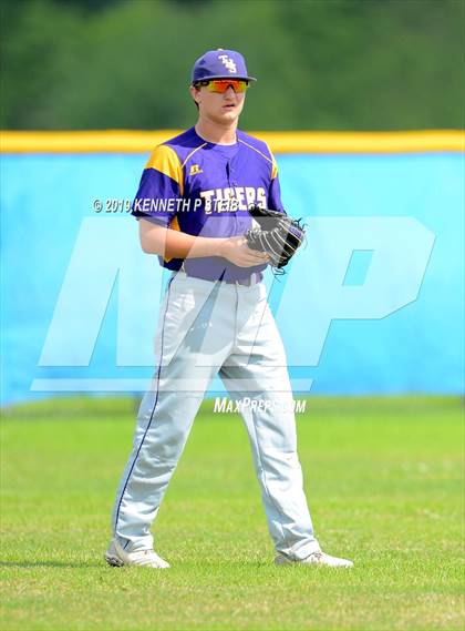 Thumbnail 2 in Thibodaux @ Bourgeois photogallery.