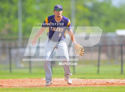 Thumbnail 2 in Thibodaux @ Bourgeois photogallery.
