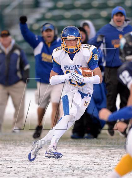 Thumbnail 2 in Depew vs. Maine-Endwell (NYSPHSAA Class B Semifinal) photogallery.