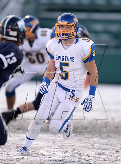 Thumbnail 3 in Depew vs. Maine-Endwell (NYSPHSAA Class B Semifinal) photogallery.