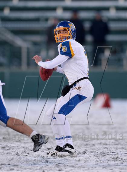 Thumbnail 3 in Depew vs. Maine-Endwell (NYSPHSAA Class B Semifinal) photogallery.