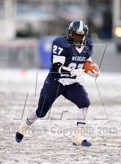 Thumbnail 3 in Depew vs. Maine-Endwell (NYSPHSAA Class B Semifinal) photogallery.