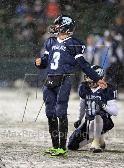 Thumbnail 3 in Depew vs. Maine-Endwell (NYSPHSAA Class B Semifinal) photogallery.