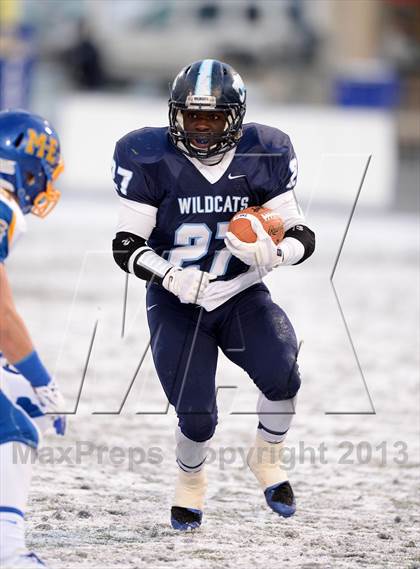 Thumbnail 3 in Depew vs. Maine-Endwell (NYSPHSAA Class B Semifinal) photogallery.