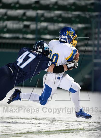 Thumbnail 3 in Depew vs. Maine-Endwell (NYSPHSAA Class B Semifinal) photogallery.