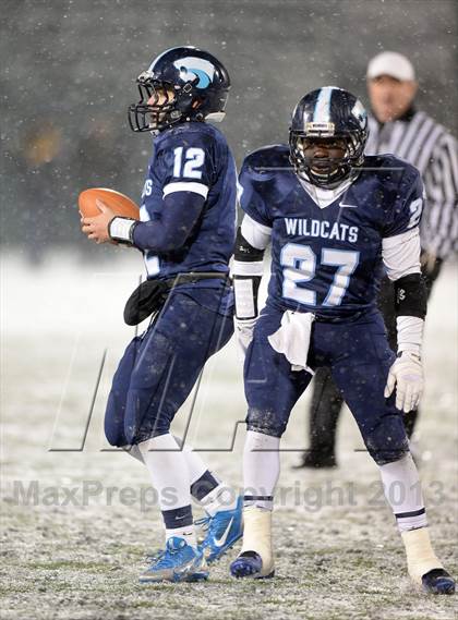Thumbnail 2 in Depew vs. Maine-Endwell (NYSPHSAA Class B Semifinal) photogallery.