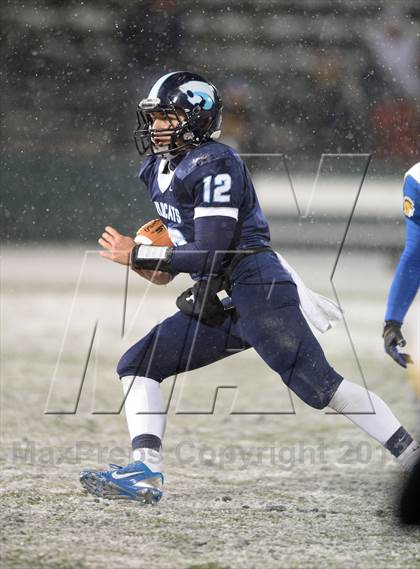 Thumbnail 3 in Depew vs. Maine-Endwell (NYSPHSAA Class B Semifinal) photogallery.