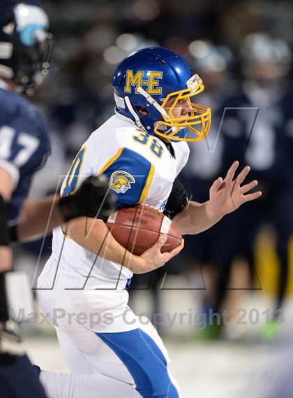 Thumbnail 3 in Depew vs. Maine-Endwell (NYSPHSAA Class B Semifinal) photogallery.