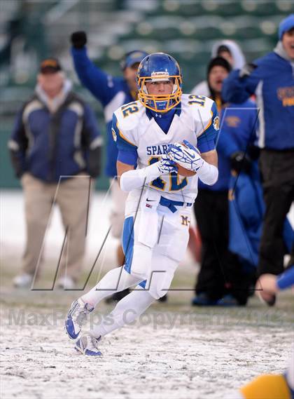 Thumbnail 1 in Depew vs. Maine-Endwell (NYSPHSAA Class B Semifinal) photogallery.