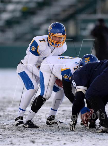 Thumbnail 1 in Depew vs. Maine-Endwell (NYSPHSAA Class B Semifinal) photogallery.