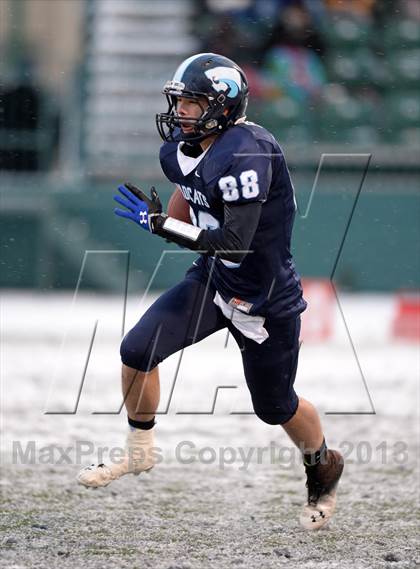 Thumbnail 2 in Depew vs. Maine-Endwell (NYSPHSAA Class B Semifinal) photogallery.