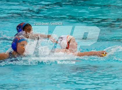 Thumbnail 1 in Clairemont vs Valhalla (CIF Div 2 Regional Final) photogallery.