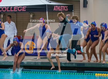 Thumbnail 1 in Clairemont vs Valhalla (CIF Div 2 Regional Final) photogallery.