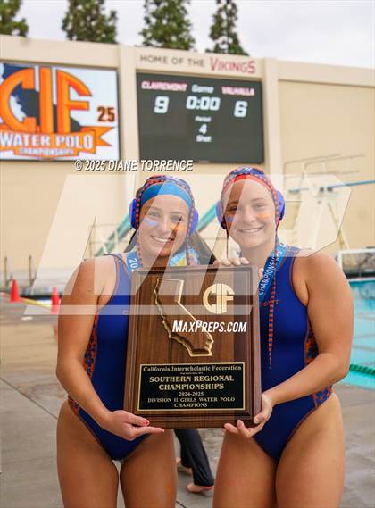 Thumbnail 3 in Clairemont vs Valhalla (CIF Div 2 Regional Final) photogallery.