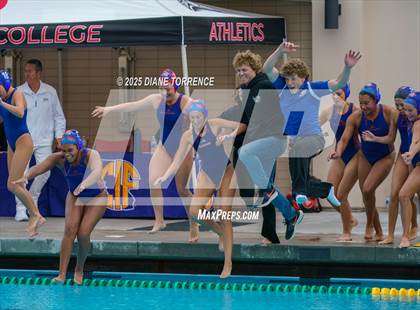 Thumbnail 3 in Clairemont vs Valhalla (CIF Div 2 Regional Final) photogallery.