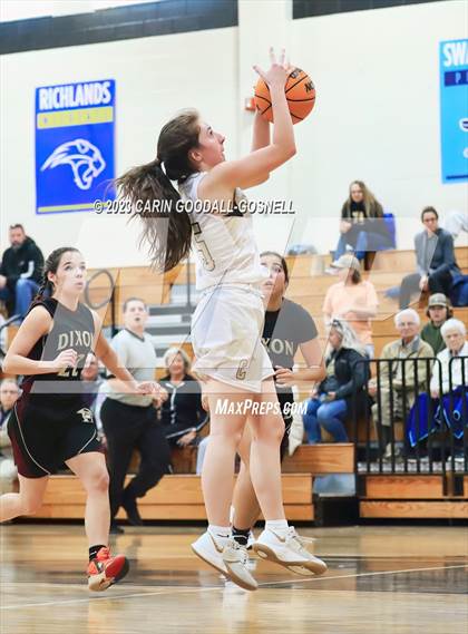 Thumbnail 3 in Dixon @ Croatan photogallery.