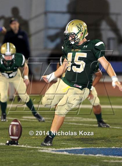 Thumbnail 1 in Mission Prep vs. St. Monica photogallery.